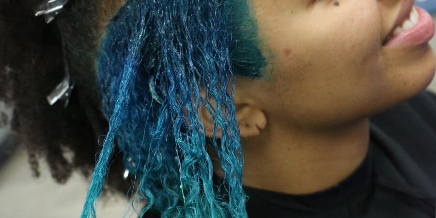 Get the look: Wunderbar creative blue hair Get the look: Wunderbar creative blue hair